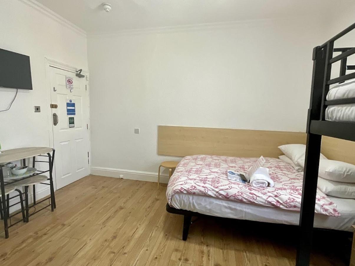 בלקפול Danescourt Lodge מראה חיצוני תמונה